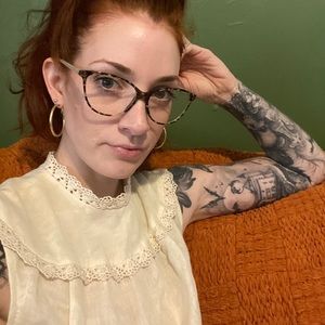 Meet your Posher, Theresa